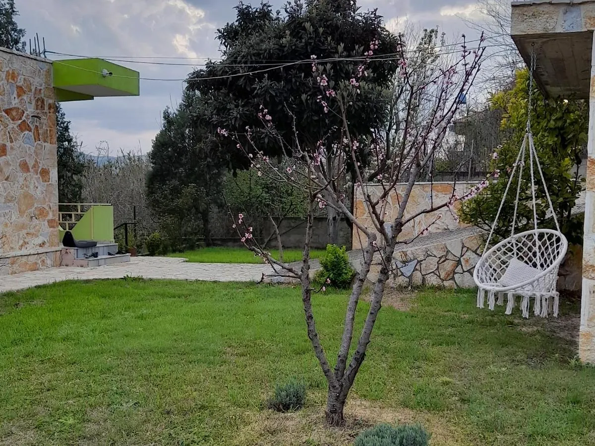 Apartmán Cortina House Berat Kuçovë 0*,  Albánie